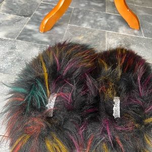Steve Madden slippers